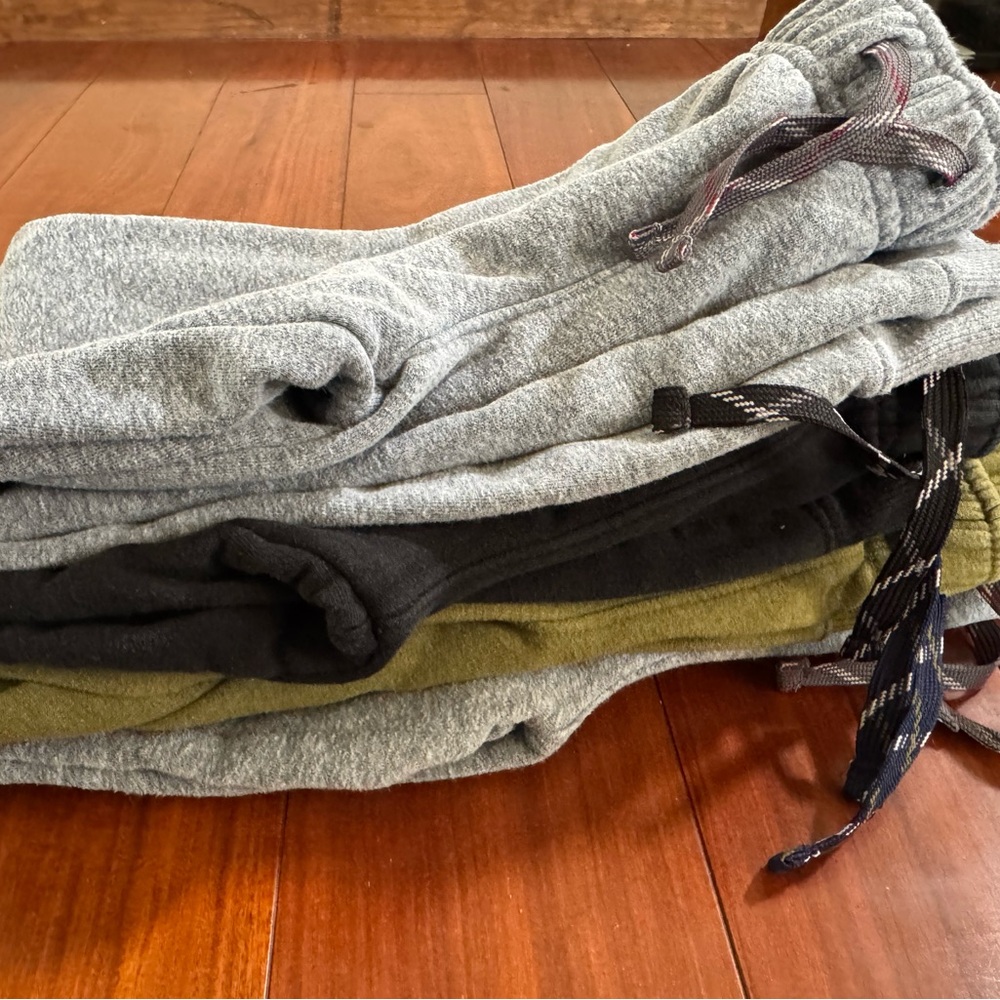 BUNDLE of 6 = Cat & Jack Kids Sweatpant Jogger in Gray, Black, and Green